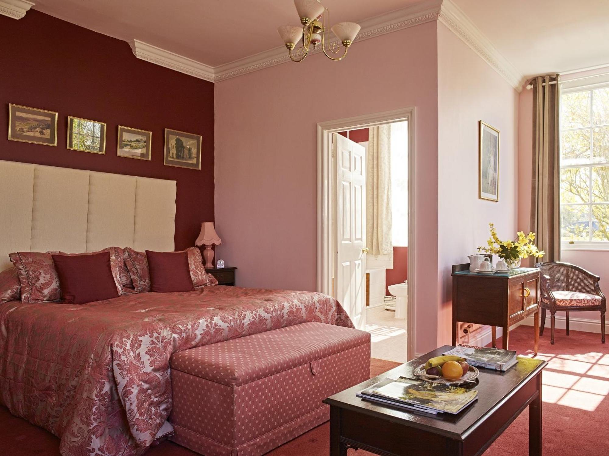 Corse Lawn House Hotel Exterior photo